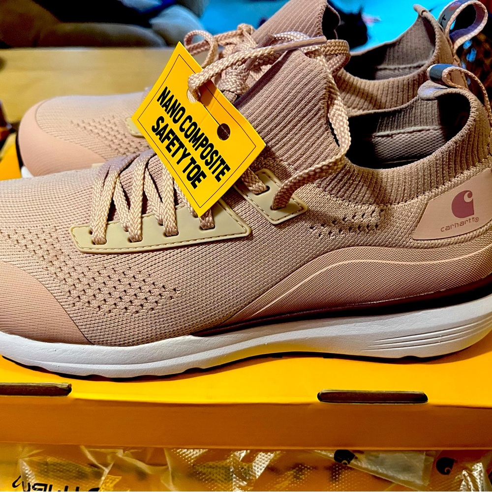 Women’s haslett sd work shoe. Size 8.5M. Originally retail for 139.99.